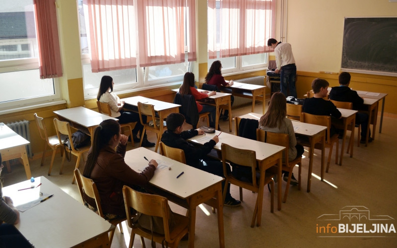 Povećanje plata u prosvjeti i kulturi od početka iduće godine