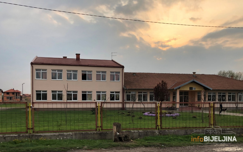 MIĆIĆ PONOVO PONIŠTIO POSTUPAK Ne nazire se početak izgradnji sale u Patkovači