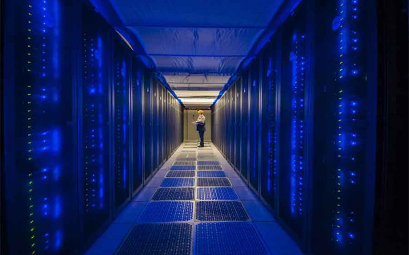 Za 30 godina imaćemo jednu valutu i čipove u tijelu?