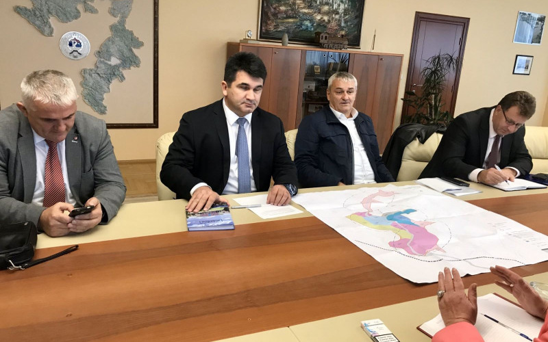 Usaglašeni koraci za izgradnju izletišta „Busija“ na Majevici