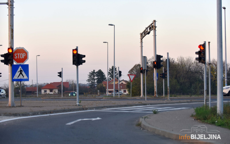 Mjestimično vlažni kolovozi i magla