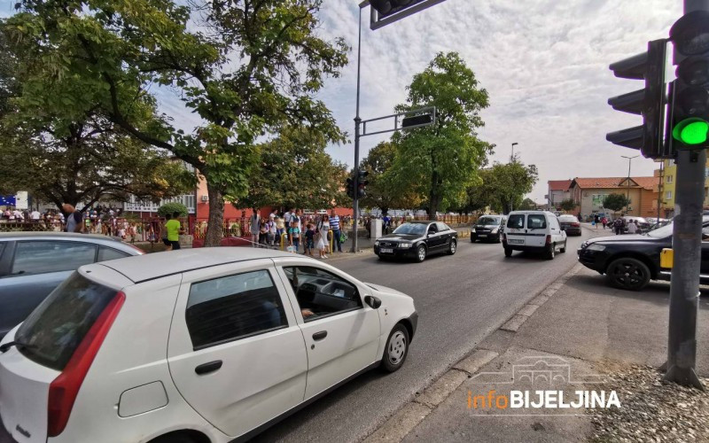 Početak rekonstrukcije dijela trotoara u Ulici Neznanih junaka