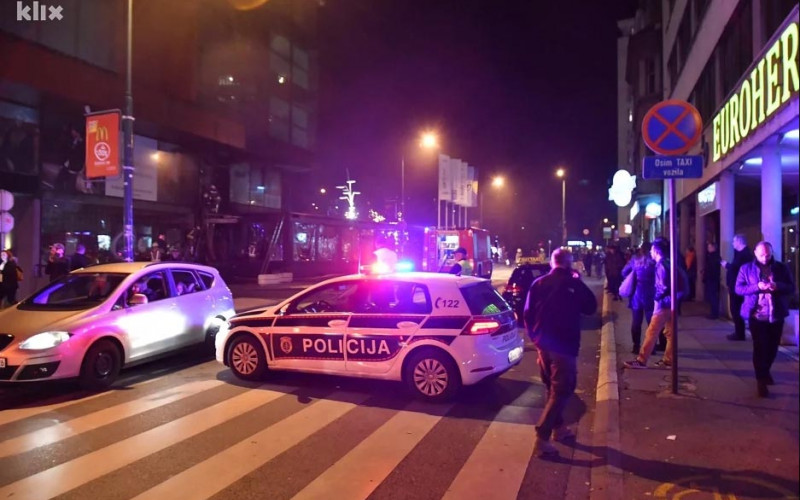 Požar u ugostiteljskom objektu tržnog centra BBI u Sarajevu