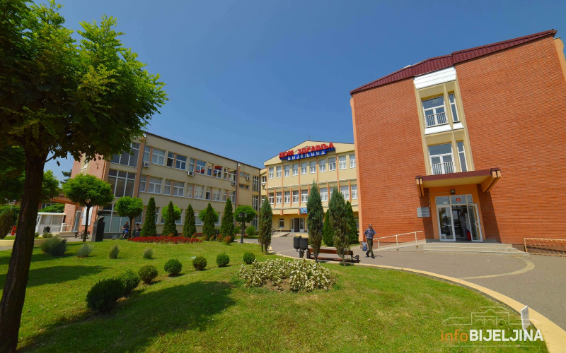 SAZNAJEMO: U Bijeljinu stiglo 1.000 besplatnih vakcina protiv gripe