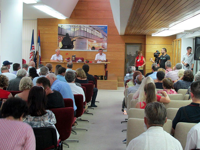 U Bijeljini održano pjesničko veče ,,Poetski trenutak