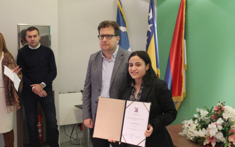 Volonter godine sedamnaestogodišnja Angelina Filipović