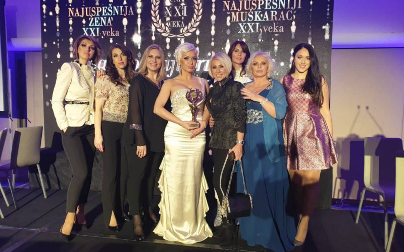RAD I TRUD SE UVIJEK ISPLATI: Dr Marija Ristanović dobila nagradu za najuspješniji ženu 21. vijeka!