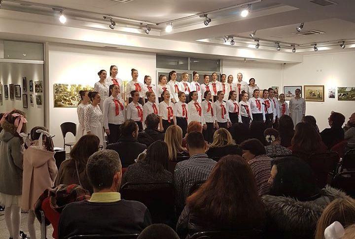 Bijeljinci na humanitarnom koncertu prikupili 1.020 KM za pomoć u liječenju Dušana Rajšića