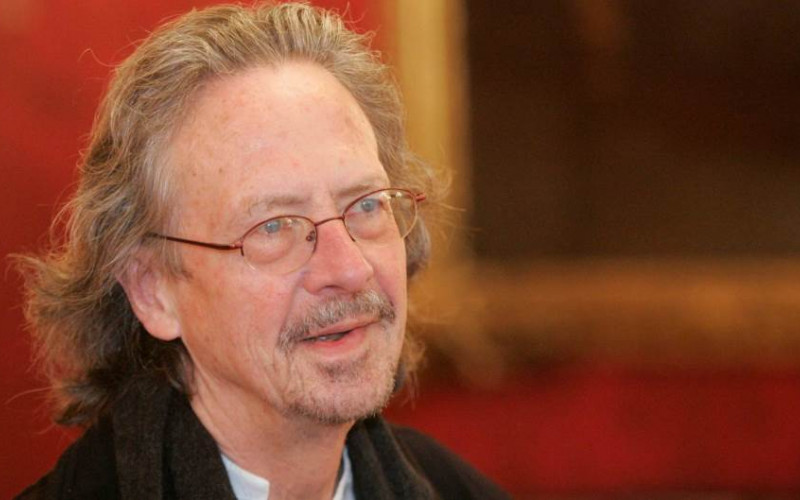 Handke proglašen personom non grata i na Kosovu