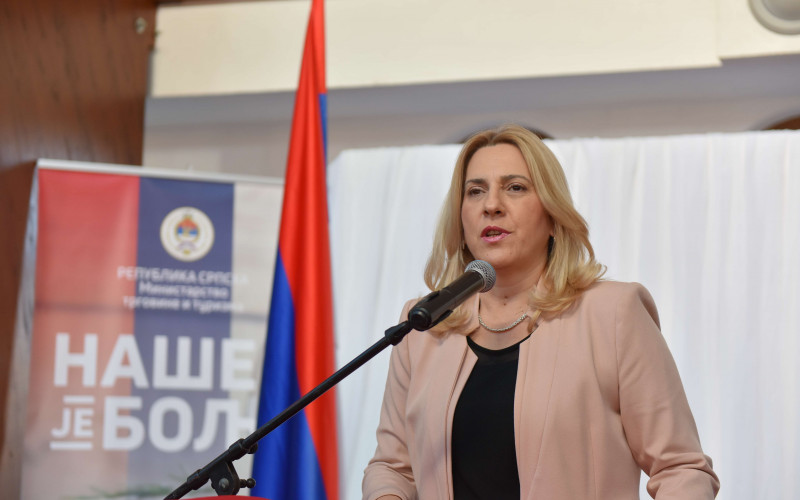 Otvoren sajam domaćih proizvoda “Naše je bolje” /FOTO/