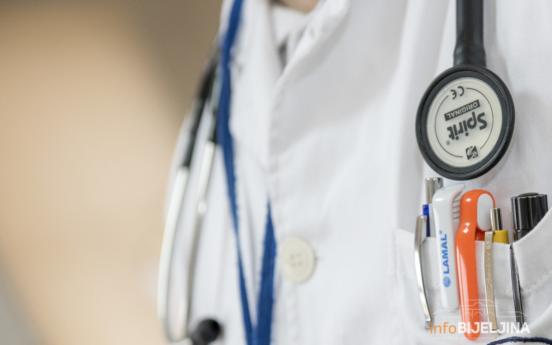 Zdravstveni radnici traže povećanje plata za trećinu