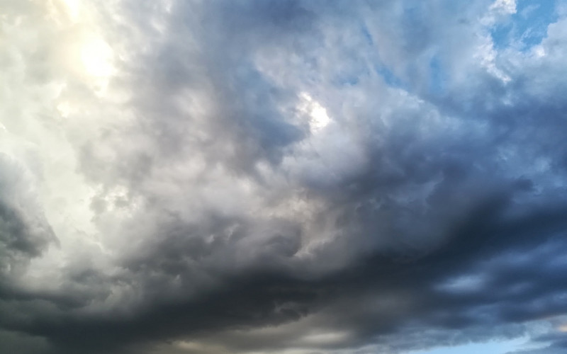 Sutra jak vjetar, obilnije padavine na jugu i u centralnom dijelu