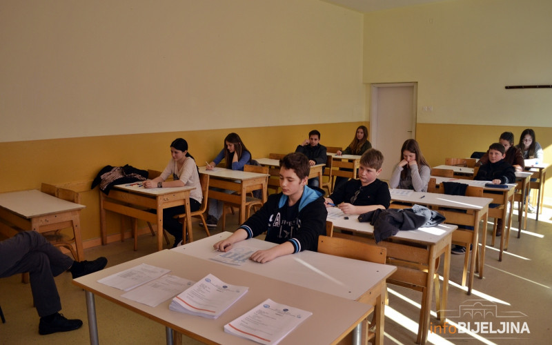 Za bolji položaj prosvetara: Iz budžeta za plate dodatnih 20 miliona KM