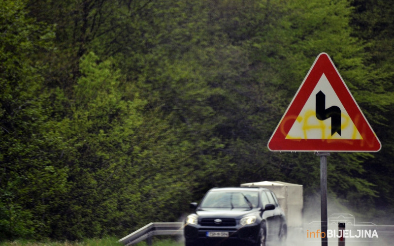 Mjestimično mokri i vlažni kolovozi