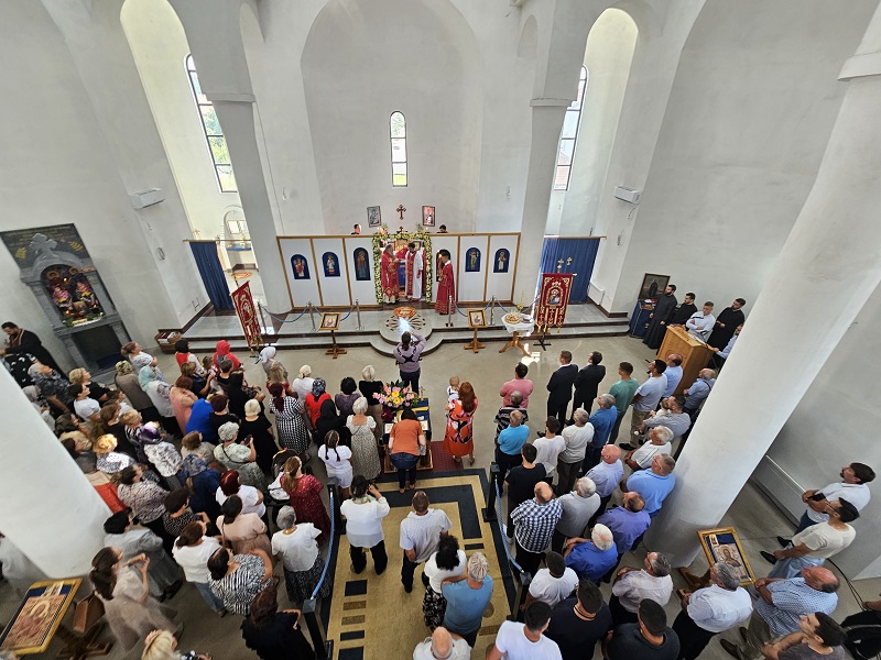 Episkop Fotije u Ugljeviku: Srpsku pokušavaju da uzdrmaju politički i pravno 