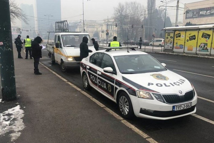 Policija u Sarajevu isključuje iz saobraćaja vozila sa Euro 2 normom