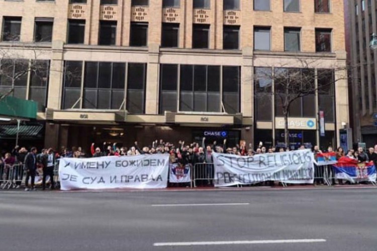 Srbi u Njujorku na nogama: U imenu Božjem je sud i pravda