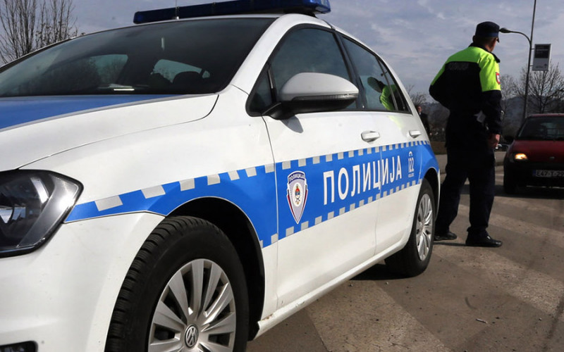 Dječak teško povrijeđen kada ga je pogodio zalutali metak