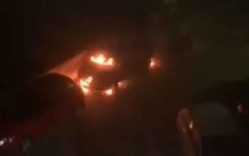 BUKTINJA U BIJELJINI Zapaljen automobil bivšeg savjetnika Dragana Mektića
