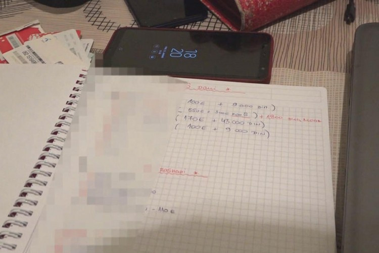 I medicinska sestra uhapšena zbog prostitucije, pronađeni spiskovi klijenata