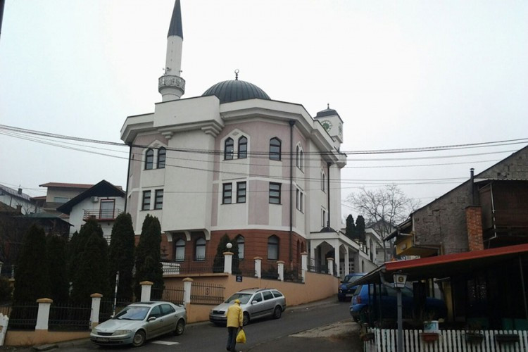 Marokanac provalio u džamiju u Doboju