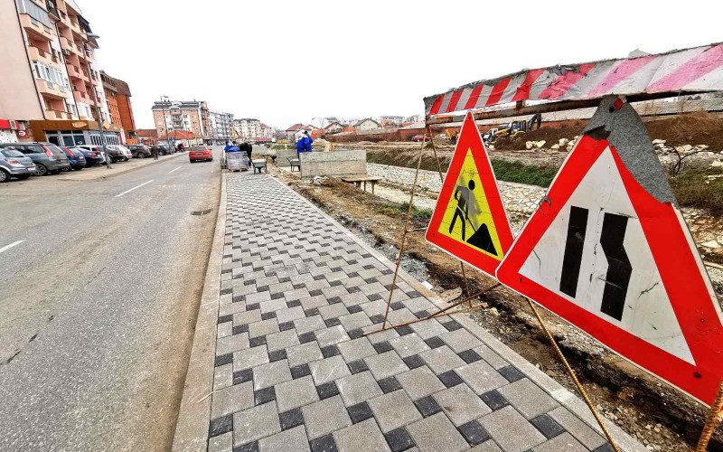 KANAL DAŠNICA DOBIJA NOVO RUHO Finalni radovi na uređenju pješačke staze /FOTO/