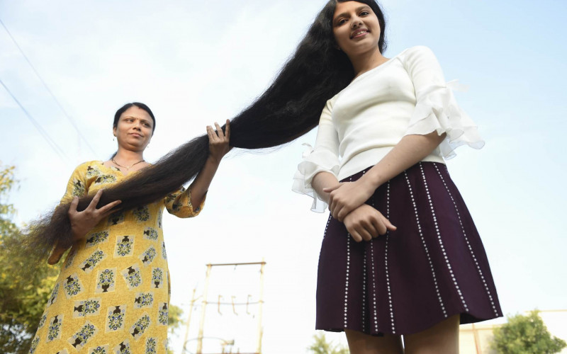 Indijka odbranila rekord tinejdžerke sa najdužom kosom na svijetu