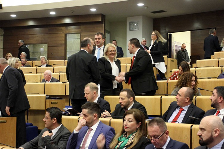 Ne žele da potpredsjednik FBiH bude iz SNSD-a