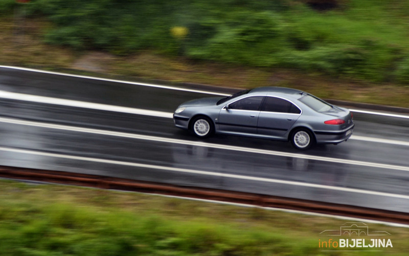 Mokri i klizavi kolovozi