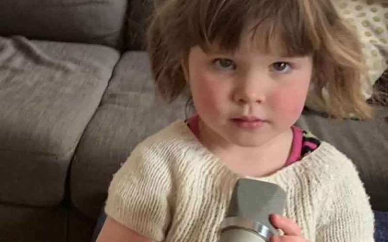 Djevojčica (3) napisala tekst, komponovala muziku i otpjevala pjesmu