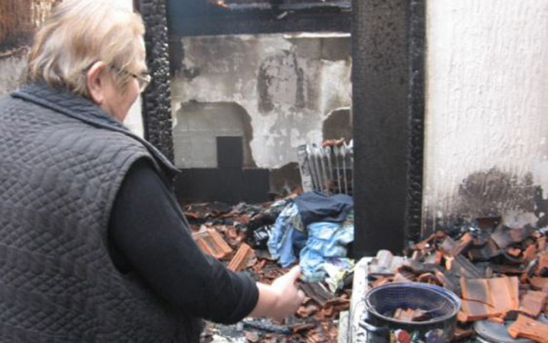 Vatra uništila kuću porodice kod Bijeljine