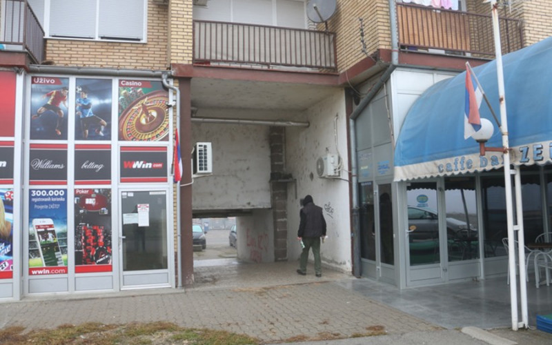 Nesavjesnoj majci iz Dervente koja je ostavila dječaka u haustoru prijeti tri godine zatvora