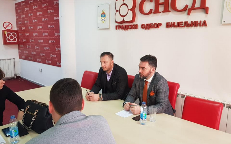 Košarac u posjeti bijeljinskom SNSD