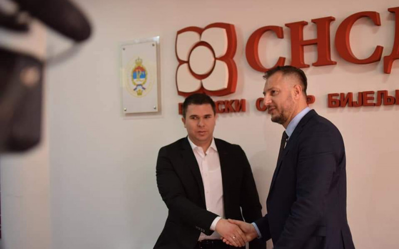 Bijeljina: Koalicioni sporazum SNSD i SP uoči lokalnih izbora /FOTO/