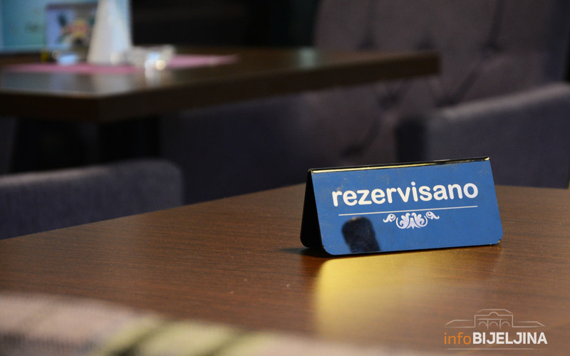 Iz kafana se toči sve veći promet