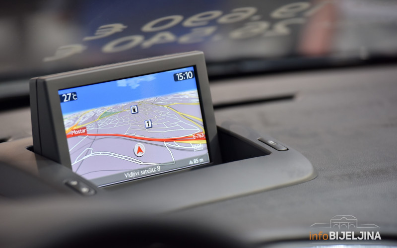 Slovenac pratio navigaciju u BiH pa završio u blatu