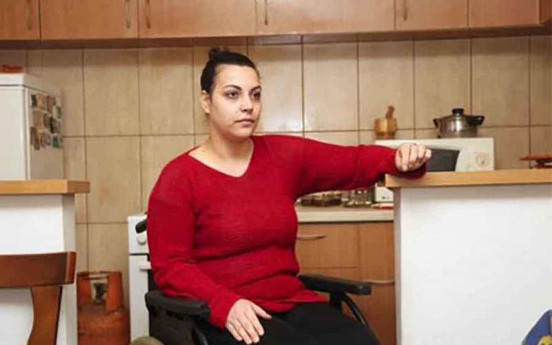 U Marinu je bivši momak ispalio četiri metka i sada se herojski bori da ustane iz kolica