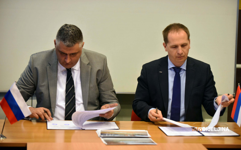 Ozvaničena saradnja „Vode Srpske“ sa Ruskom humanitarnom misijom /FOTO/