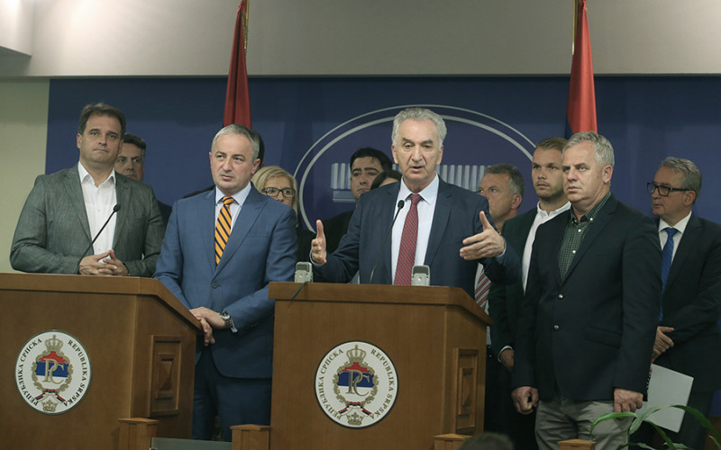 Dogovor sa SNSD važniji od SDS i PDP: Šta se krije iza stalnog urušavanja opozicije?