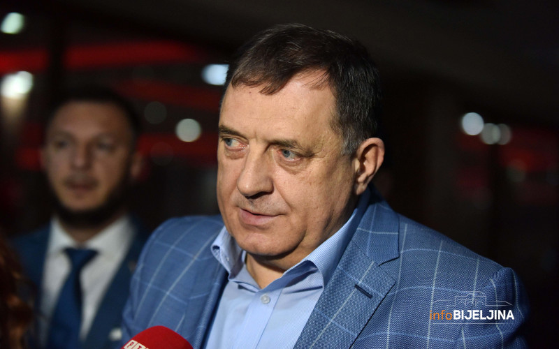 Dodik: Šarović i SDS me ne interesuju, čekam odluku Mićića