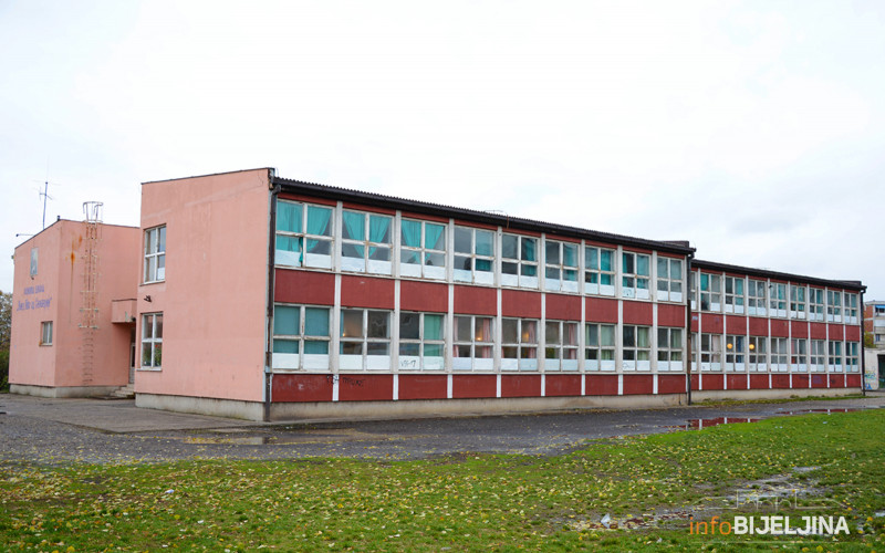 Zatvaraju se sve škole u Republici Srpskoj