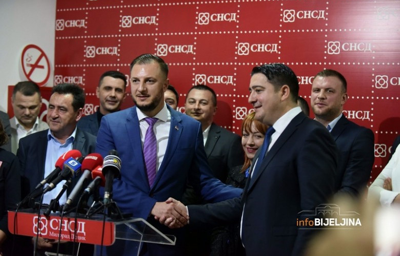 Nakon potpisivanja sporazuma reagovao vrh PDP-a
