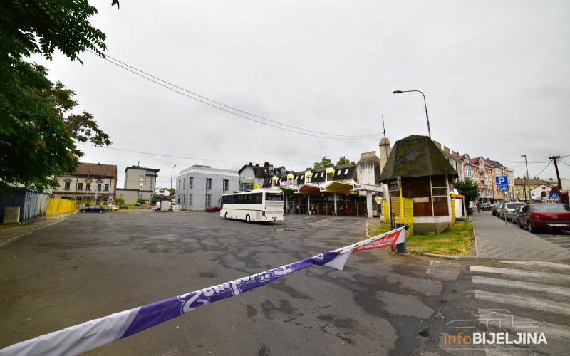 Semberija transport obustavio domaći i međunarodni saobraćaj