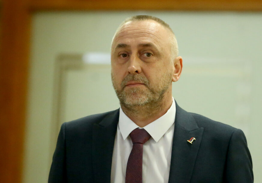 Hospitalizovan ministar Danijel Egić