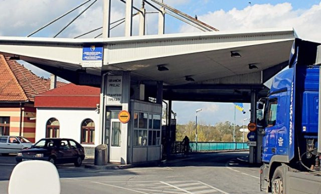 U distrikt ušlo oko 70 državljana BiH na graničnom prelazu Brčko-Gunja