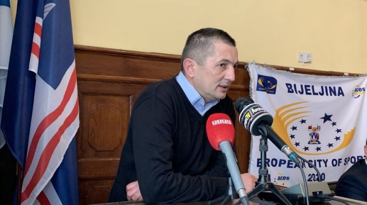 Bijeljina: Mićo Živić se odrekao sedam odborničkih nadoknada