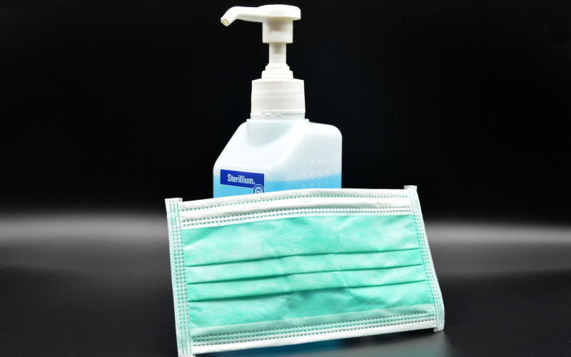 U Danskoj sredstvo za dezinfekciju 5,5 eura, cijena za dva komada - 134 eura