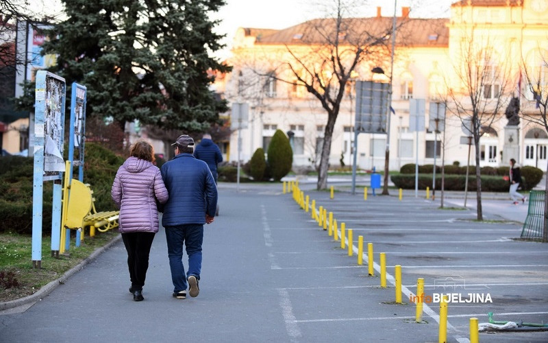 Oko 70 odsto radnika u turizmu i ugostiteljstvu ostalo kod kuće