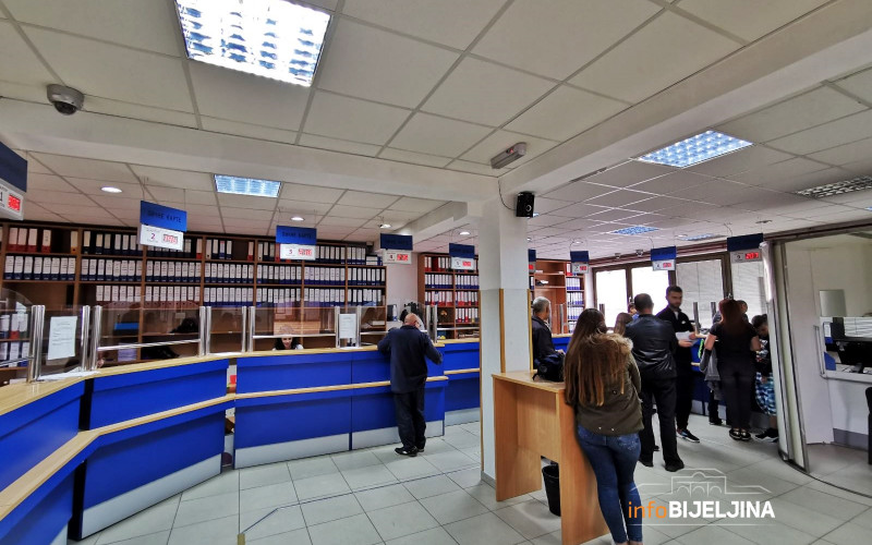 Bijeljina: Šalteri za izdavanje dokumenata i registracija od sutra rade kraće