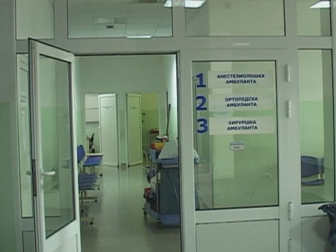 Šok u gradiškoj bolnici: Pacijent se objesio u toaletu hirurgije